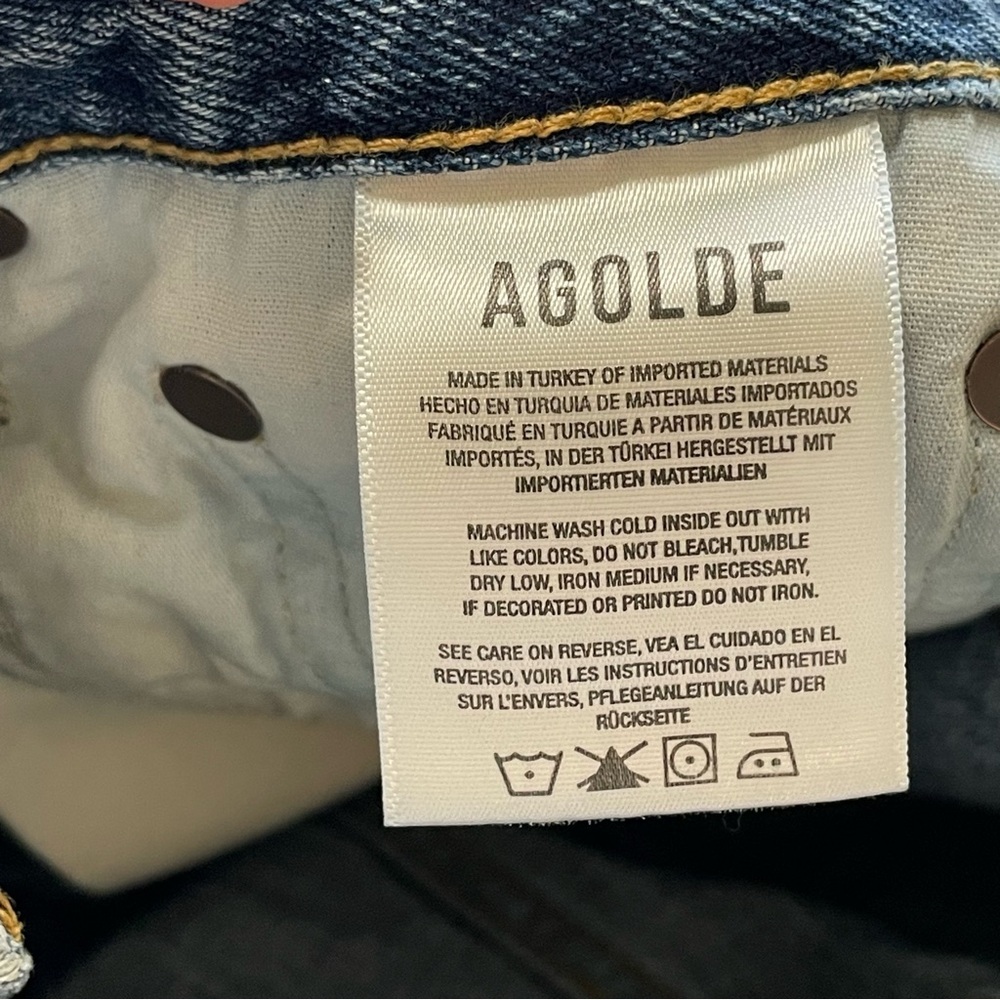 Agolde Riley High Rise Cropped Straight Jeans in Frequency - Picture 13 of 16